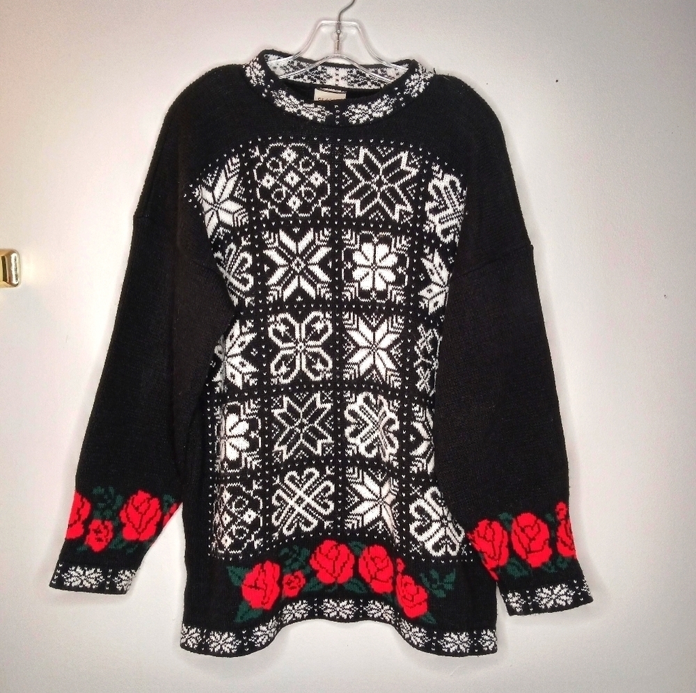 CLASSIC ELEMENTS Knit Sweater